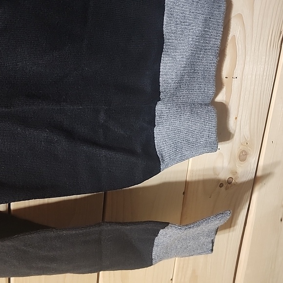 Children's Place WHATEVER Sweater Size 7/8 NWT - Picture 3 of 6